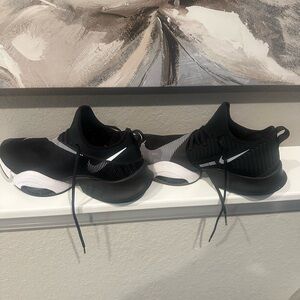 Nike Black and White Superrep Athletic Shoes with Sleek Design and Chunky Soles